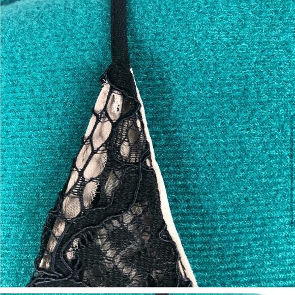 NWT loft black lace over tan tank top with small flaw - Picture 7 of 8